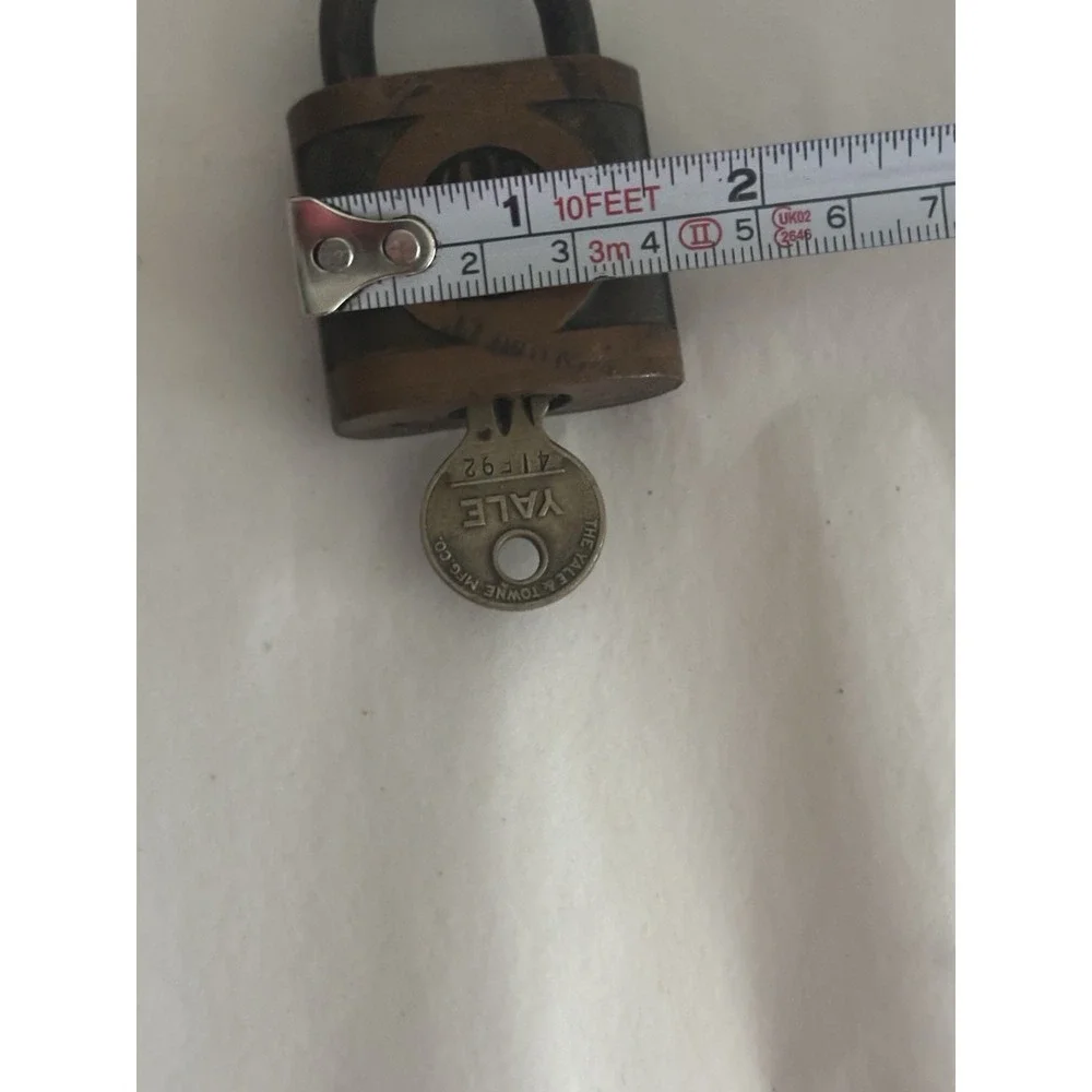 YALE Padlock With Original Key Works Vintage Brass Lock USA 2.5